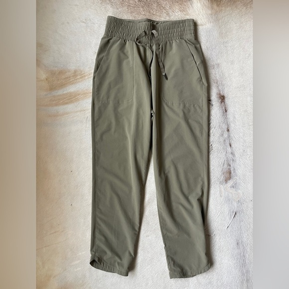 Spanx Green Out of Office Trousers in Tuscan Olive Pants - Picture 3 of 6